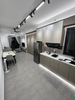 Triple A Deluxe Home 3 BR Forum SoHo Suites